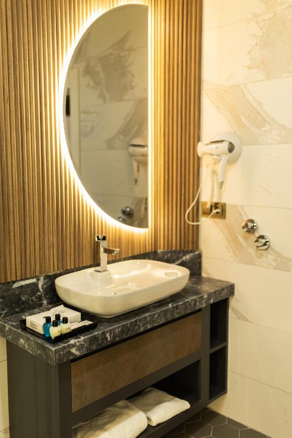 Quala Hotels & Lounge Aksaray Kültér fotó