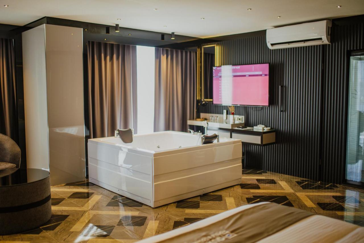 Quala Hotels & Lounge Aksaray Kültér fotó